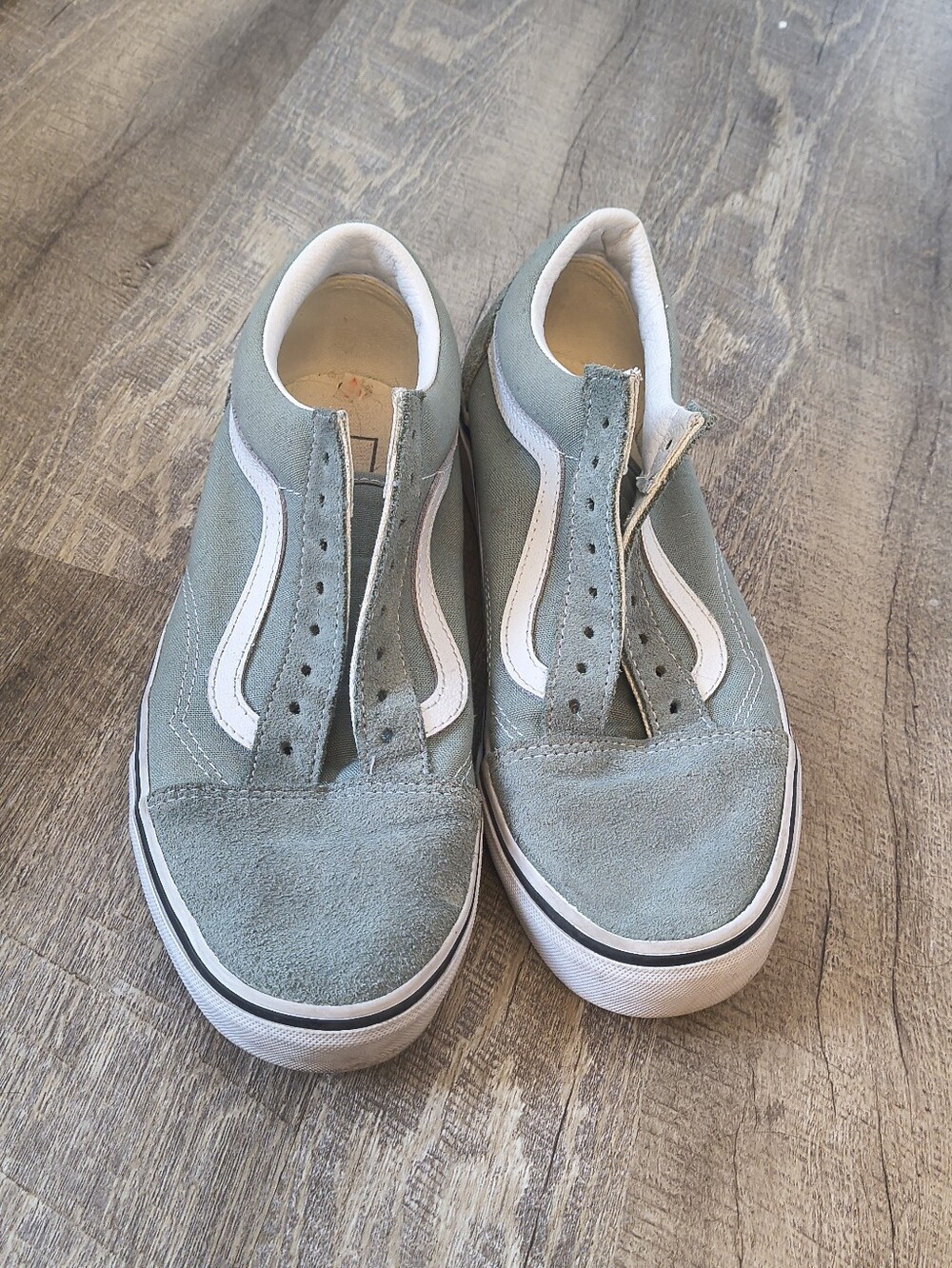 Vans Low-Top Sneakers in Sage Green with White Side Stripe